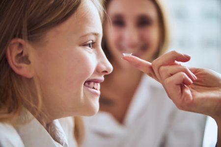 Cropped,Head,Portrait,Of,Happy,Smiling,Female,Child,Looking,Ahead